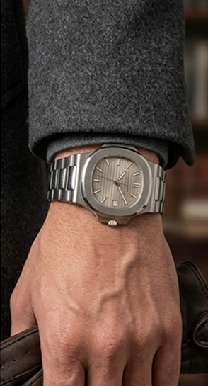 Nautilus-Inspired Luxury Watch: Upgrade Your Wrist Game & Look Sharp.